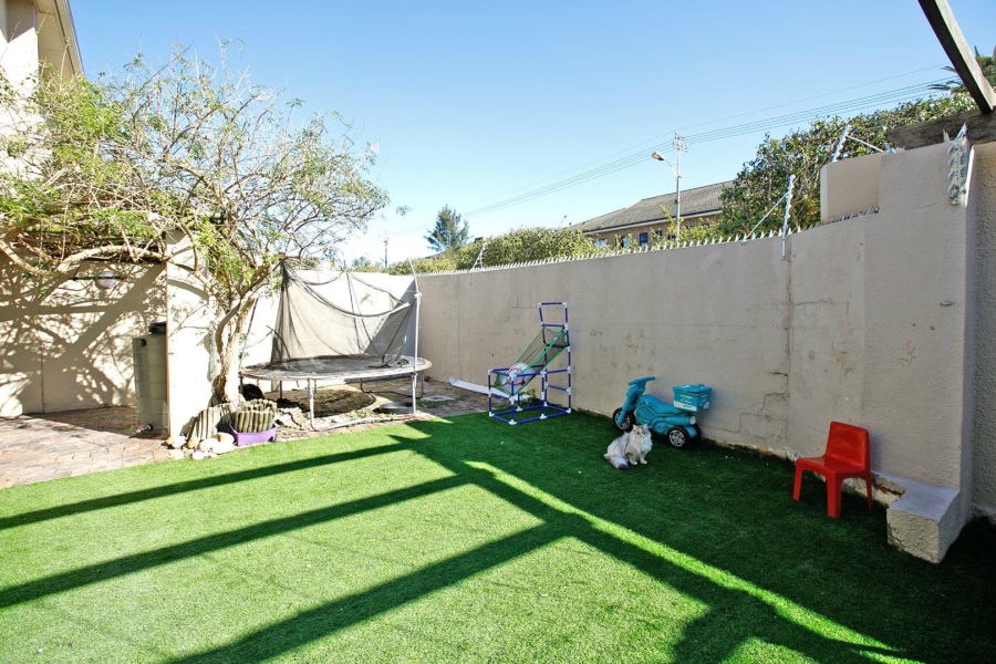 5 Bedroom Property for Sale in Claremont Western Cape